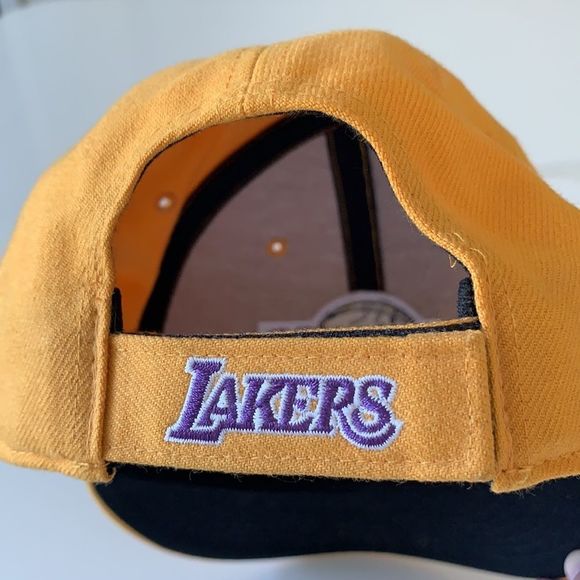 47 Hardwood Classics LA Lakers Baseball Hat - Picture 3 of 10